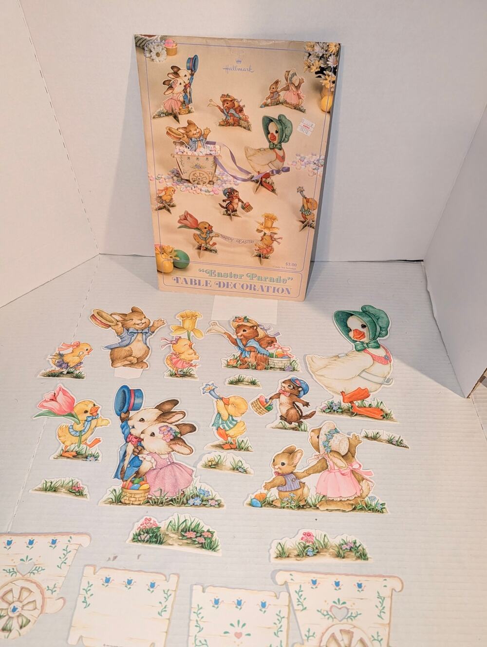 Hallmark Easter Parade Table Deocration - Heavy Paper Adorable Near complete